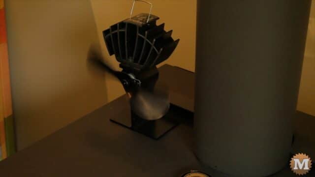 Electricity generating stove fan