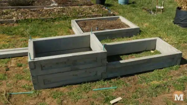 061 Concrete Garden Box Forms.30147